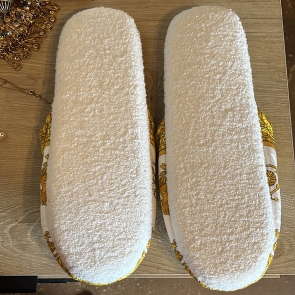 Versace Baroque slippers XL NWOT - Picture 4 of 9